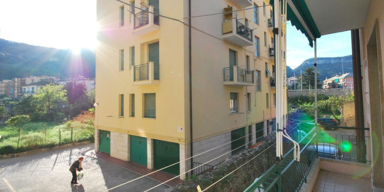 Appartamenti Family & Mtb 菲纳莱利古雷 外观 照片